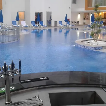 Captain Pier Hotel