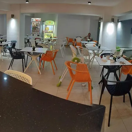 Hotel Captain Pier Protaras