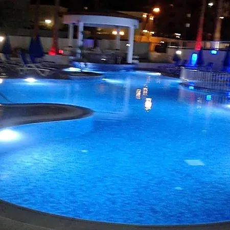 Captain Pier Hotel 3*