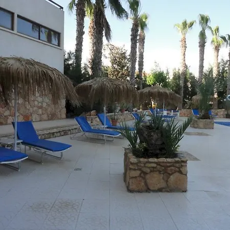 Hotel Captain Pier 3*