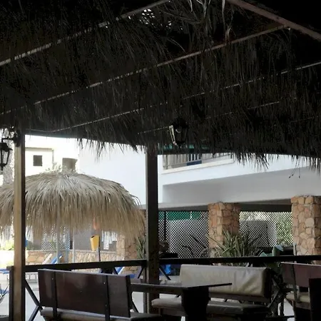 Hotel Captain Pier 3*