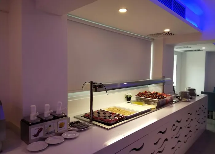 Captain Pier Protarász