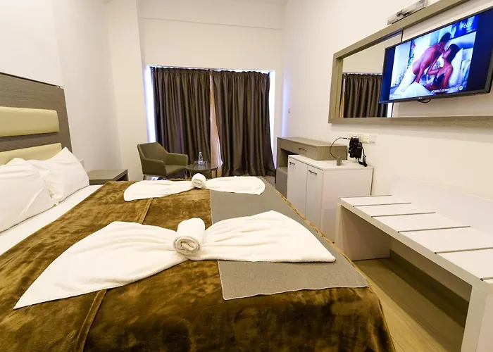 Captain Pier Hotel 3*