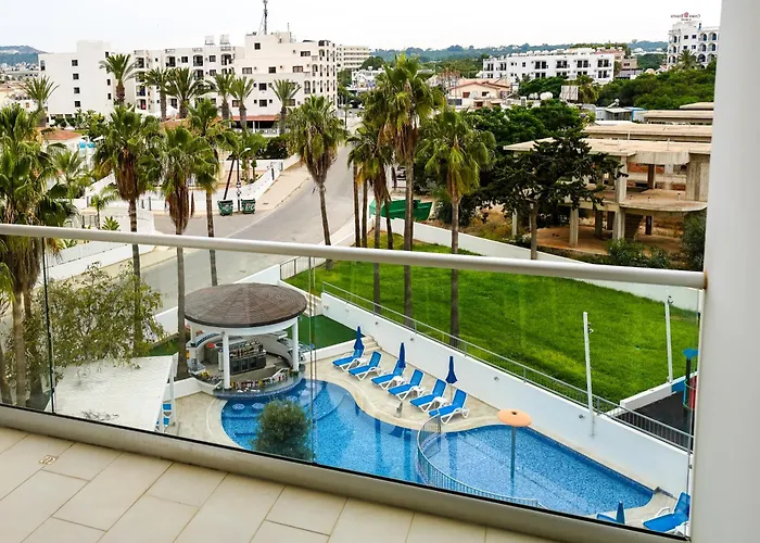 Captain Pier 3* Protaras