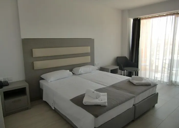 Hotel Captain Pier Protaras