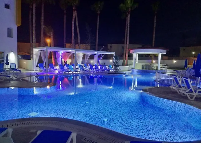 Hotell Captain Pier Protaras